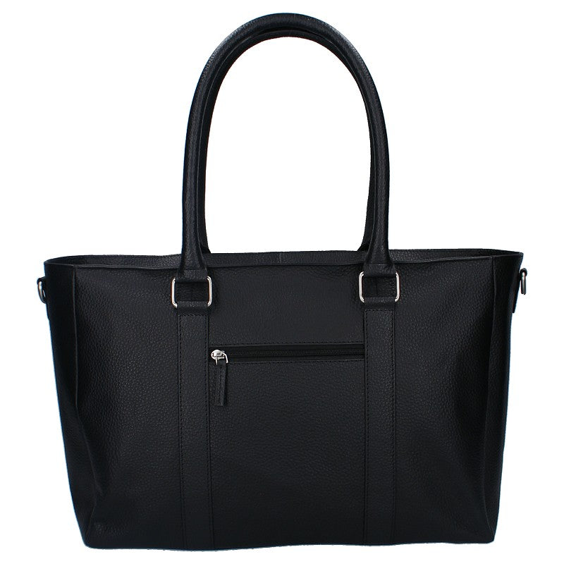 Met deze nieuwe leren luiertassen van Kidzroom kan iedere ouder stijlvol op pad. De luiertassen die uit de collectie Lovely Leather komen zijn stijlvol en praktisch met een ruim hoofdvak en verschillende insteek- en opbergvakjes.