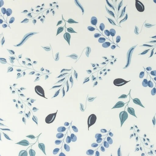 Maak je wieg of ledikantje helemaal af door het matras te voorzien van een mooi hoeslaken.  Hoeslakens geschikt voor de kinderwagen, wiegjes en het ledikant.&nbsp;